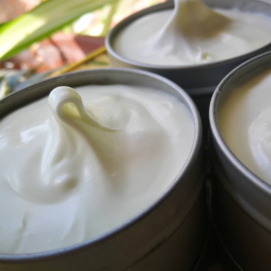 Frankincense, orange and grapefruit whipped body butter. Organic Shea/apricot kernel/hempseed base. Handmade vegan plastic free moisturiser