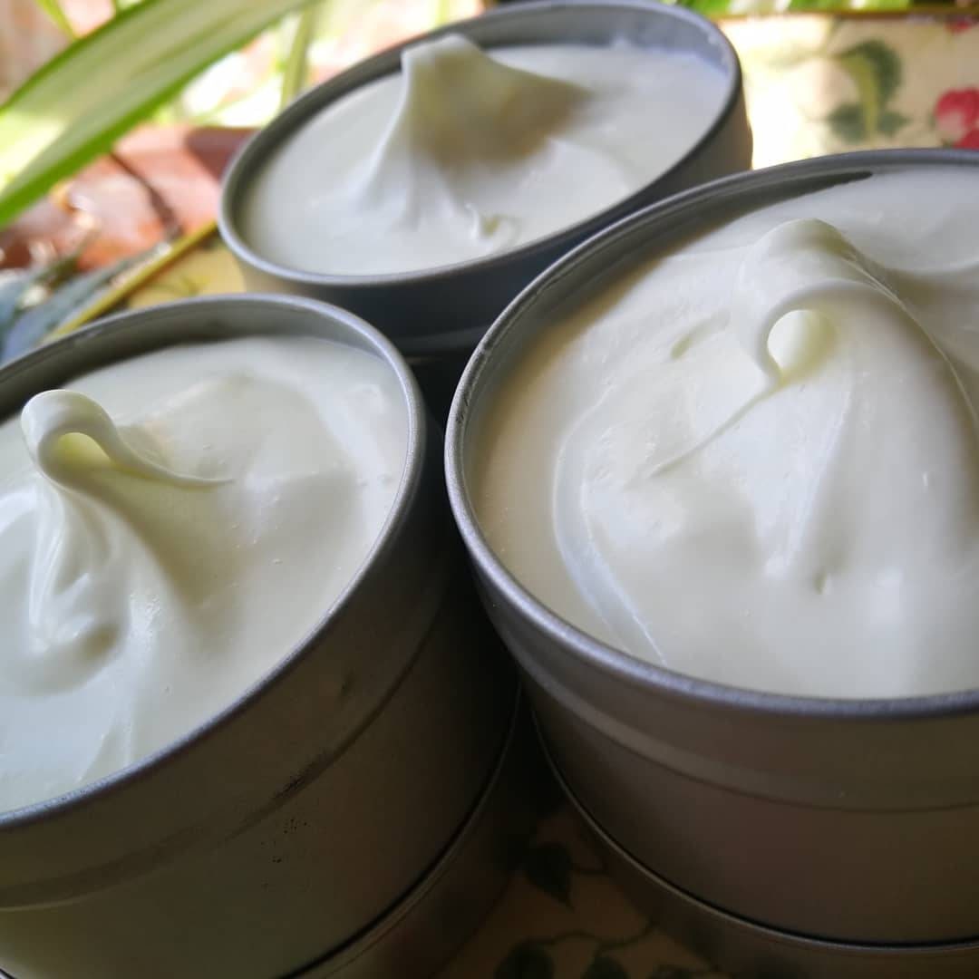 Patchouli, lime and may chang whipped body butter. Organic Shea/apricot kernel/hempseed base. Handmade vegan & plastic free moisturiser