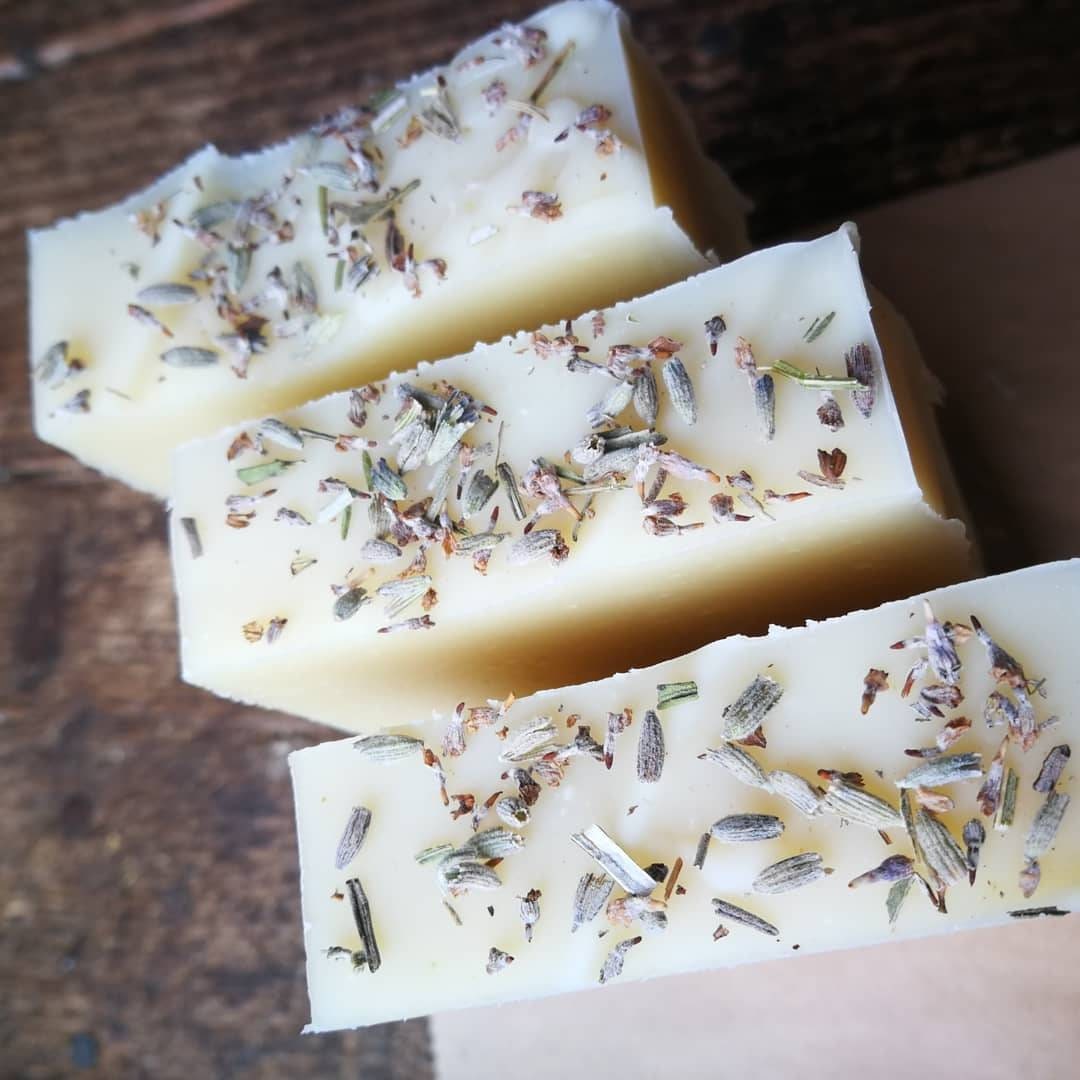 Lavender & Patchouli 60gram+ handmade solid soap / natural shampoo bar. Cold process. Organic, vegan, palm oil and plastic free. Zero Waste.