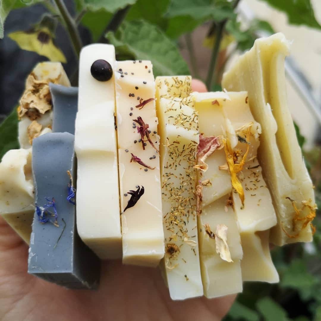 Letterbox gift set. 8 mini Handmade solid soap sample + card option. Natural soap Organic, vegan palm oil & plastic free cold process soap.