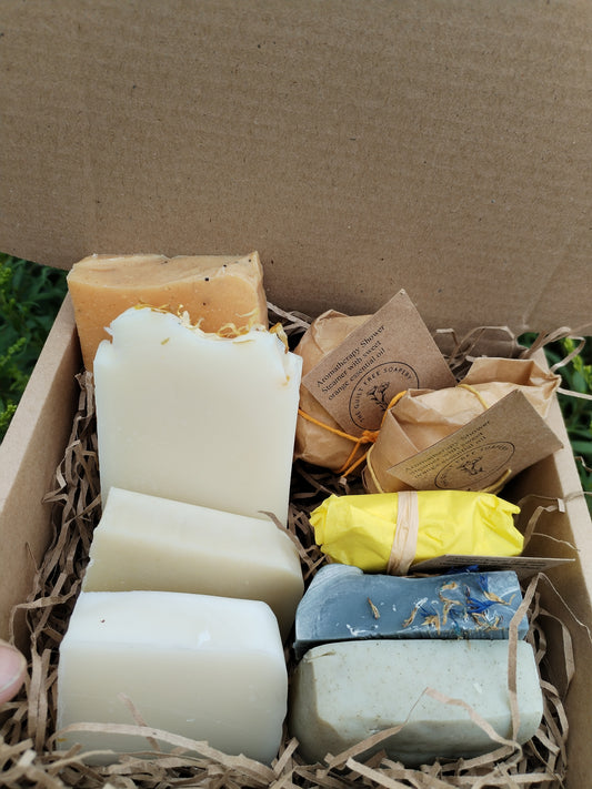 (nearly) Half price seconds, imperfect ends of soap plus body butter and shower steamers ✨